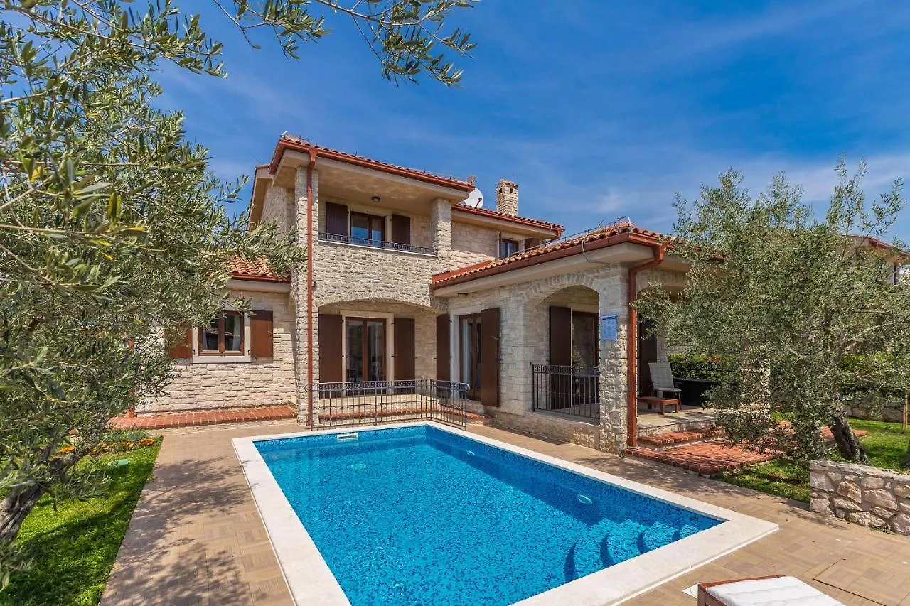 Holiday home Holiday House Casa D'Oro Strilcici Croatia