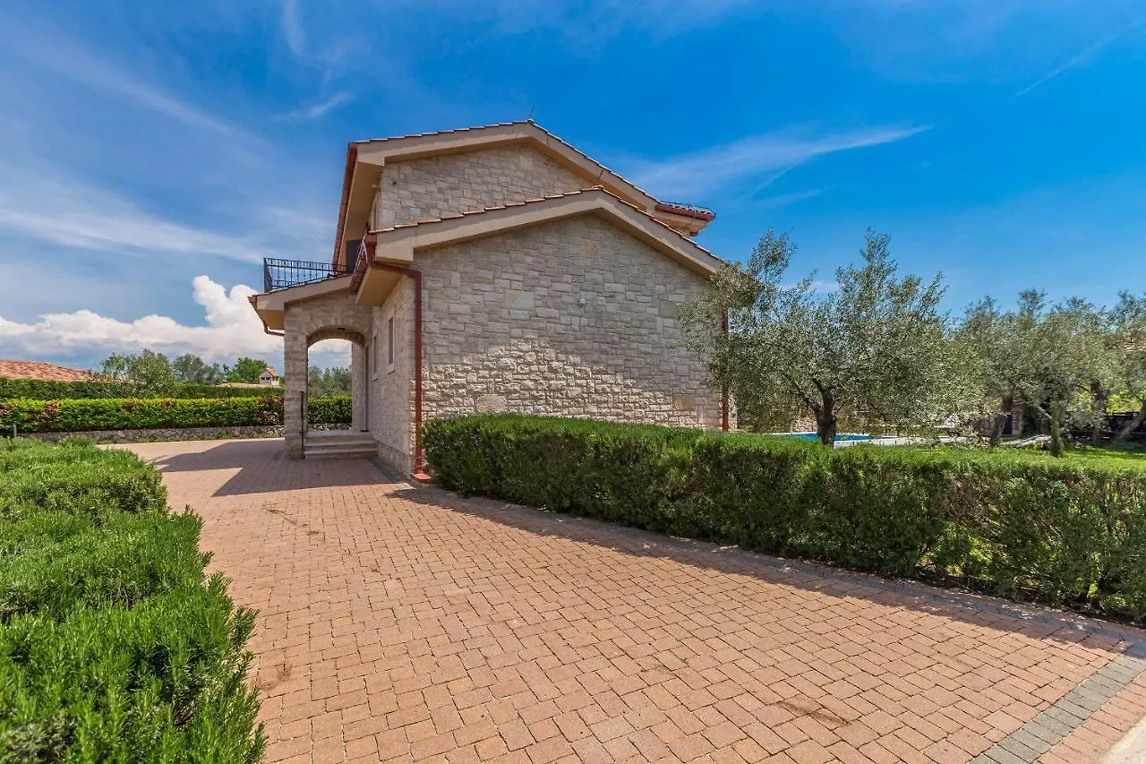 Holiday House Casa D'Oro Strilcici 0*,  Croatia